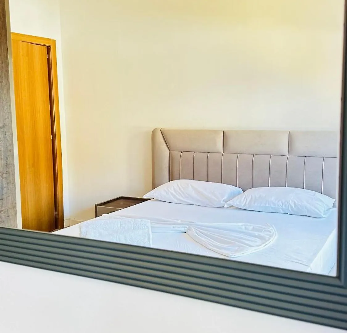 Pazari I Ri, Quiet And Central Stay, Self Check-In Tiran
